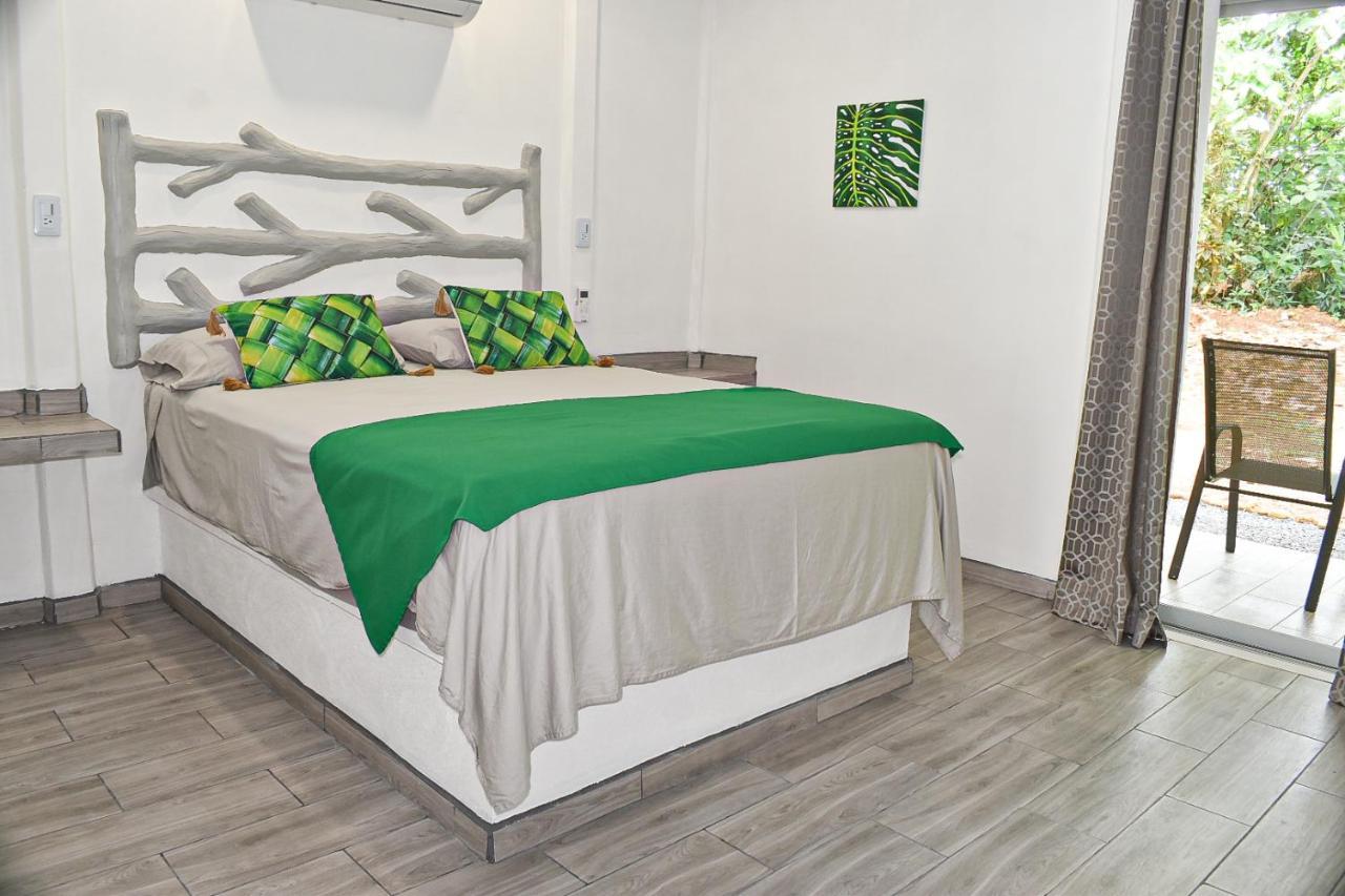 Tropical Paradise Bungalows Pital  Екстериор снимка
